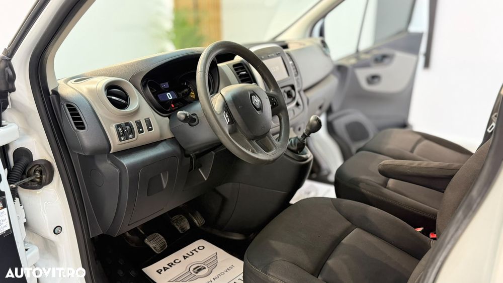 Renault Trafic - 8