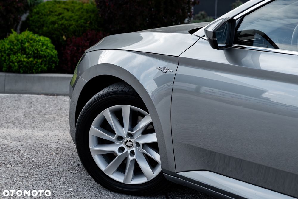 Skoda Superb 2.0 TDI 4x4 L&K DSG - 12
