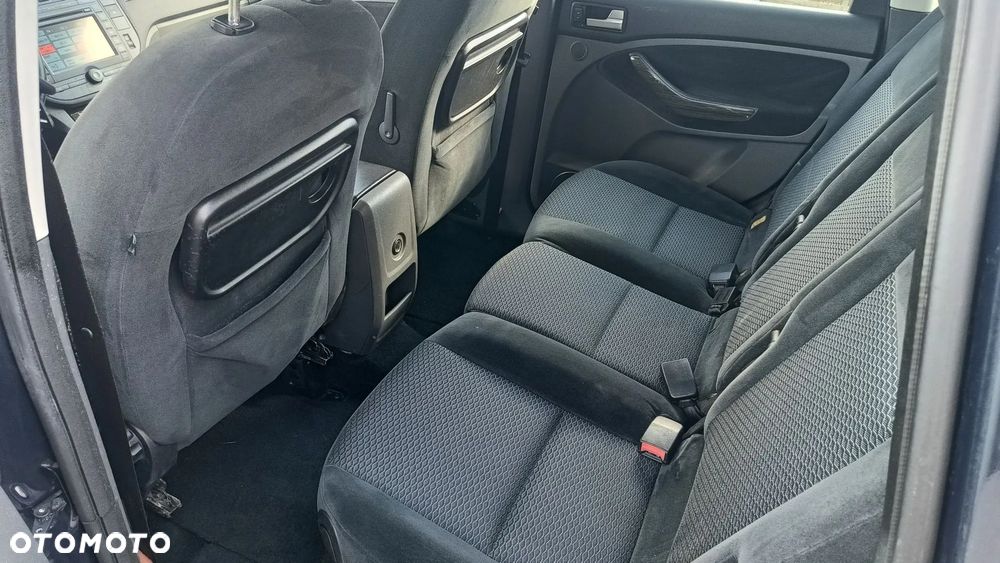 Ford Focus C-Max - 12