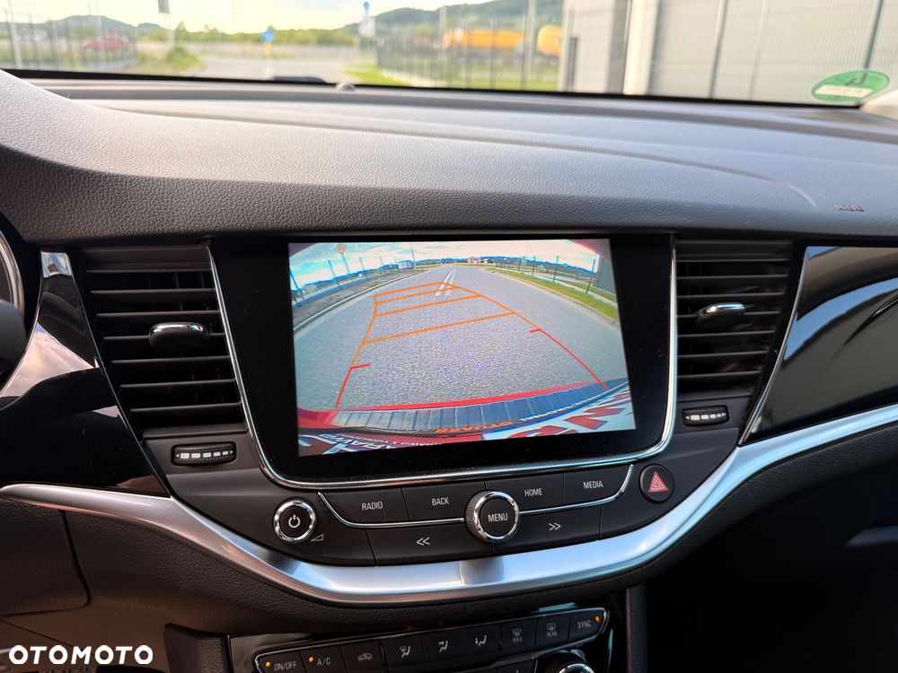 Opel Astra 1.4 Turbo Innovation - 31
