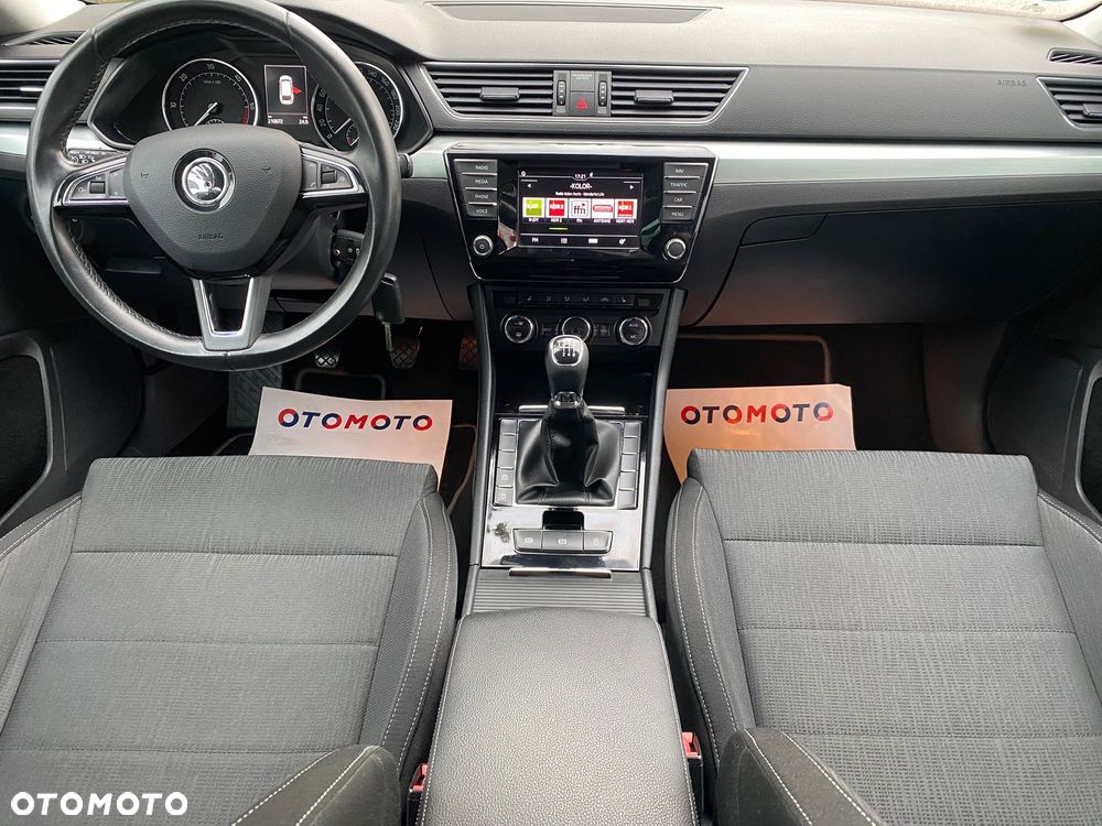 Skoda Superb 2.0 TDI Ambition - 8