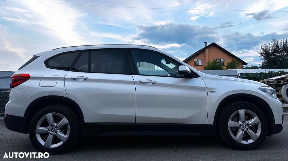 BMW X1 xDrive18d Standard - 10