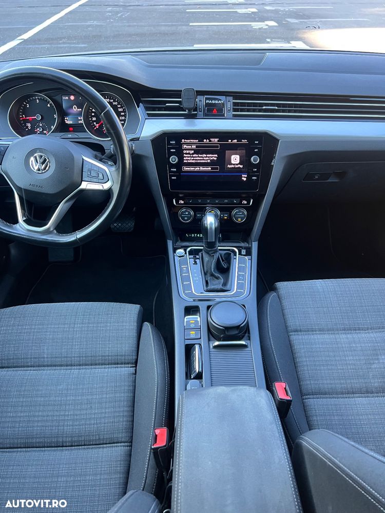 Volkswagen Passat - 17