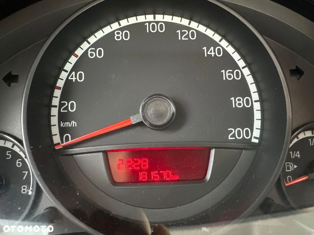 Volkswagen up! 1.0 move - 15