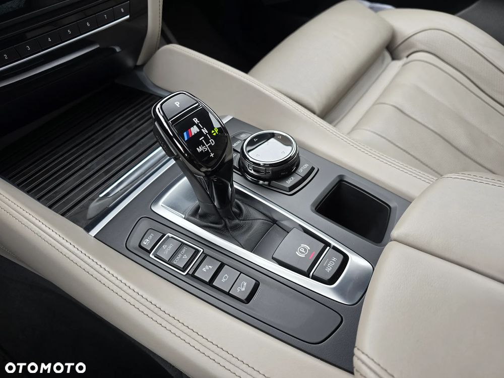 BMW X6 M50d - 15