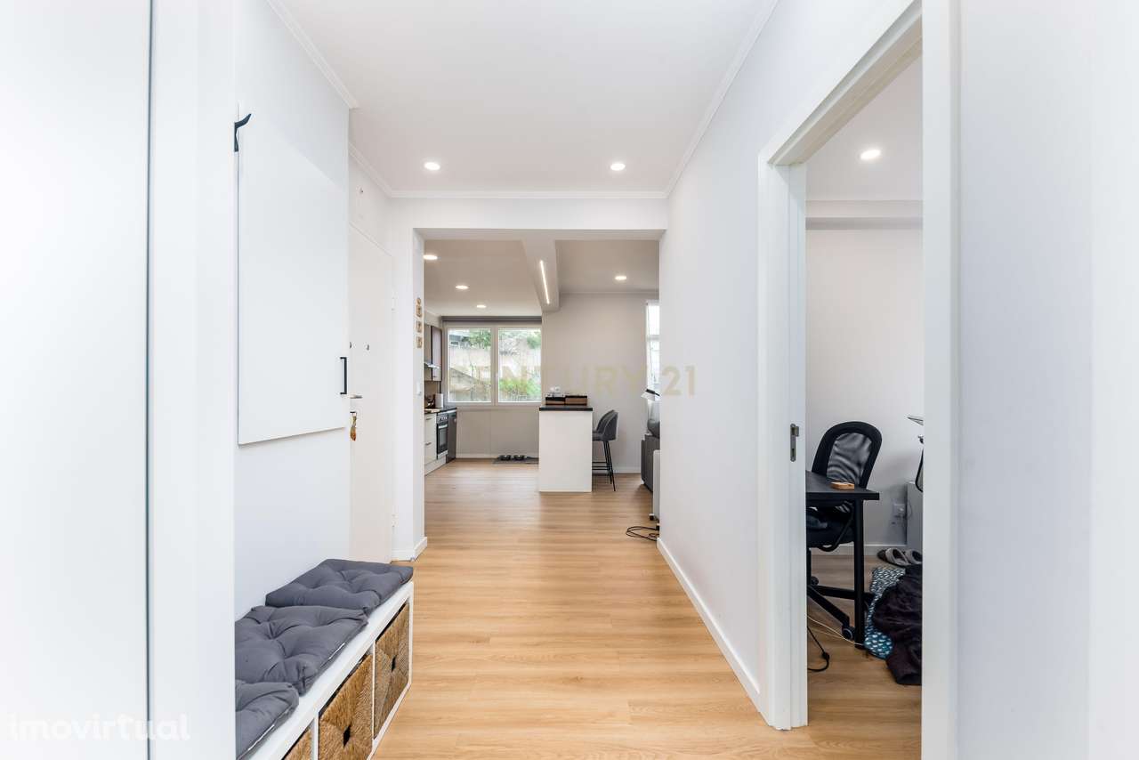 T3 totalmente remodelado na Póvoa de Santa Adrião - Grande imagem: 4/27