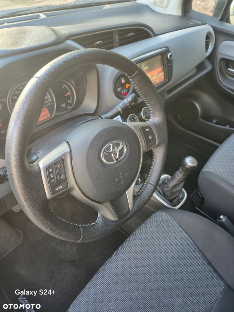 Toyota Yaris - 13