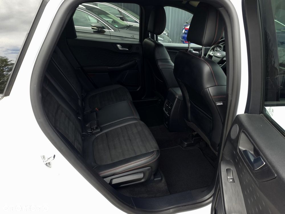 Ford Kuga 2.0 EcoBlue mHEV FWD ST-Line - 10