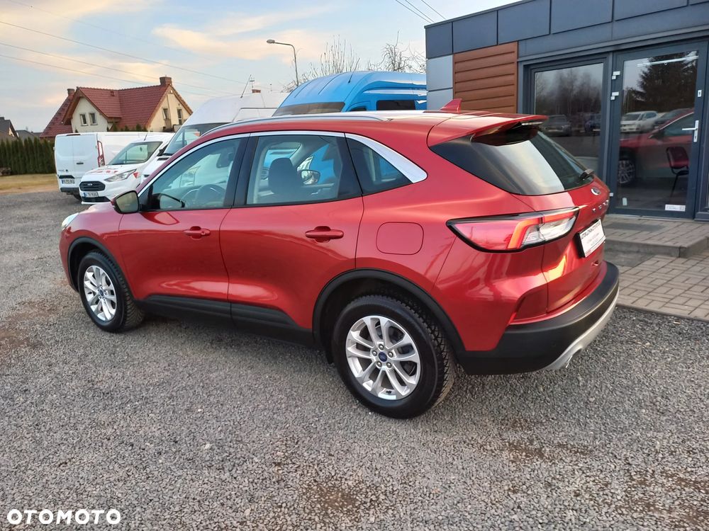 Ford Kuga 2.0 EcoBlue Hybrid TITANIUM - 4