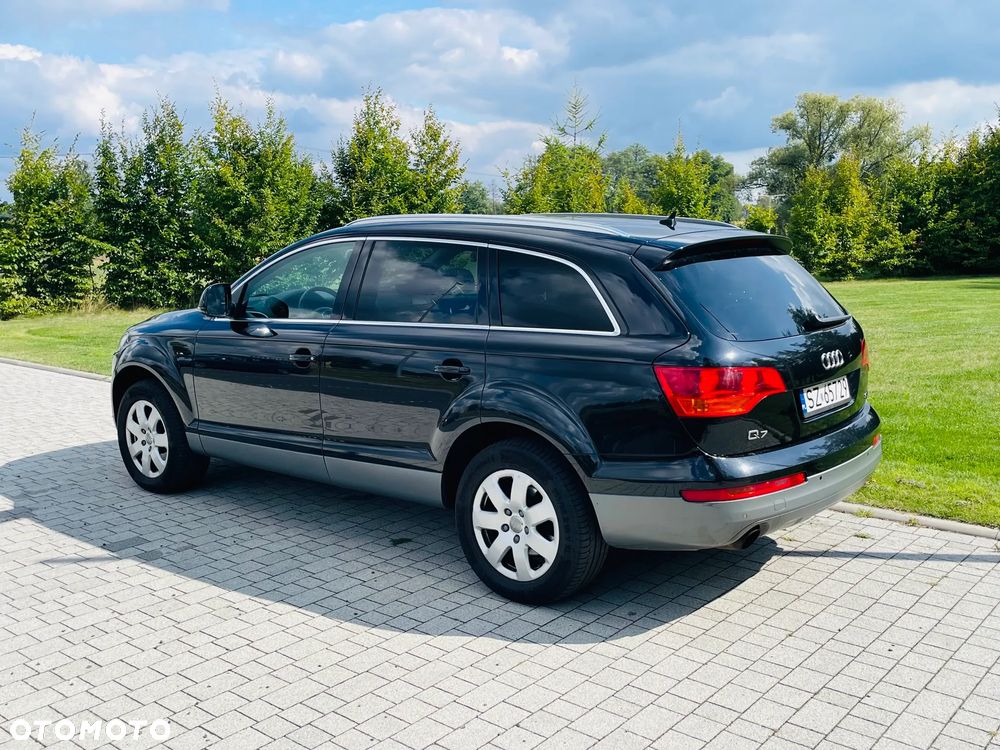 Audi Q7 - 9