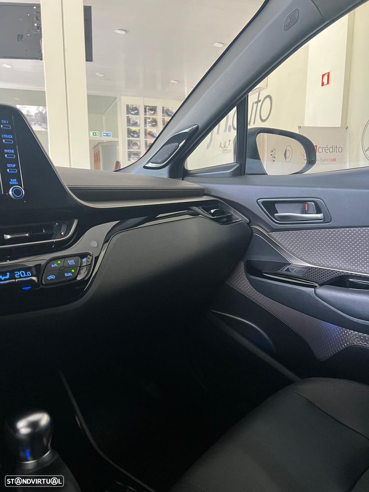 Toyota C-HR 2.0 Hybrid Premier Edition - 16