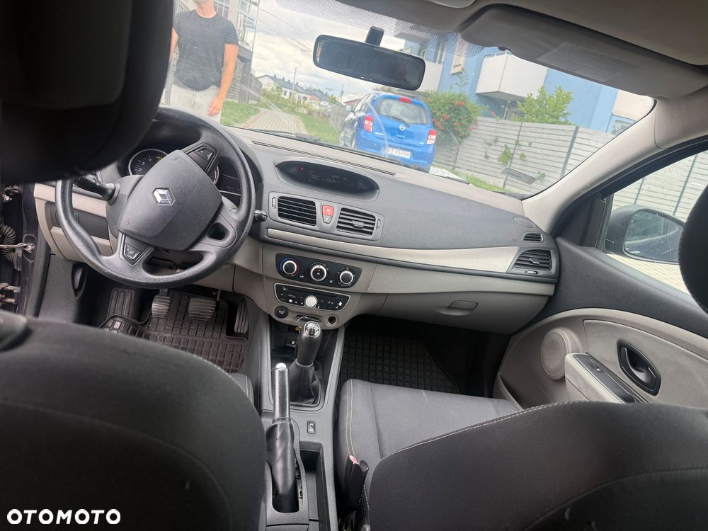 Renault Megane - 9