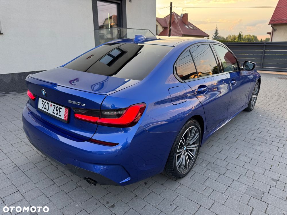 BMW Seria 3 330e M Sport - 7