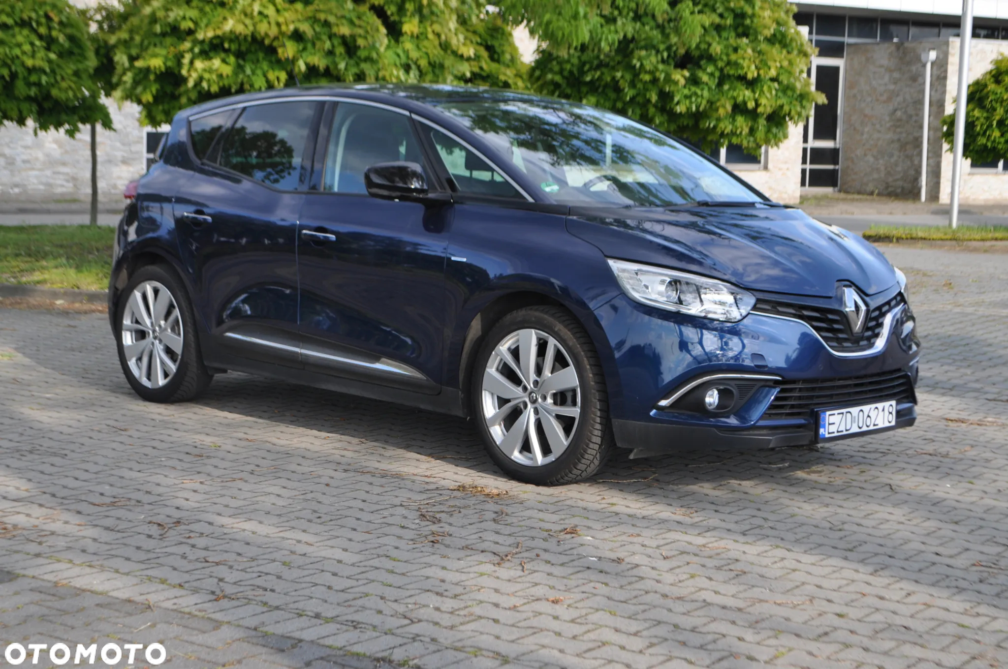 Renault Scenic TCe 140 GPF LIMITED - 5