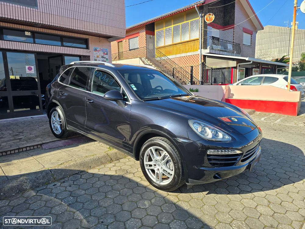 Porsche Cayenne 3.0 V6 - 4