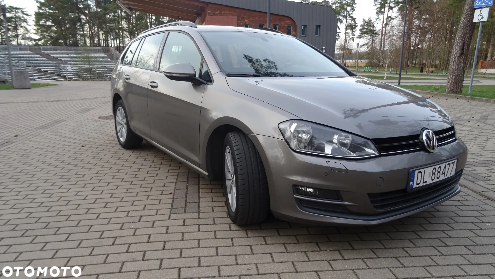 Volkswagen Golf VII 1.6 TDI BMT Comfortline - 9