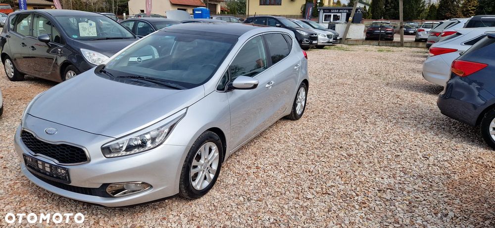 Kia Ceed 1.6 GDI Vision - 29