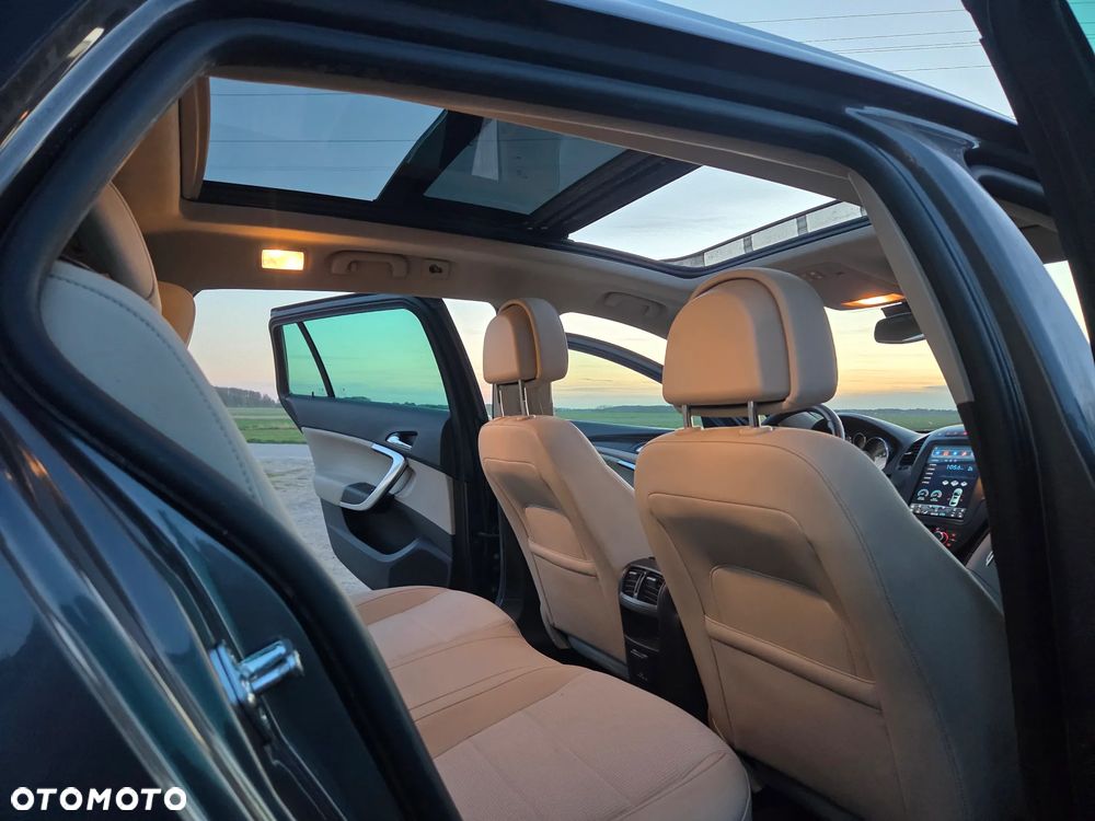 Opel Insignia 2.0 CDTI Cosmo - 23