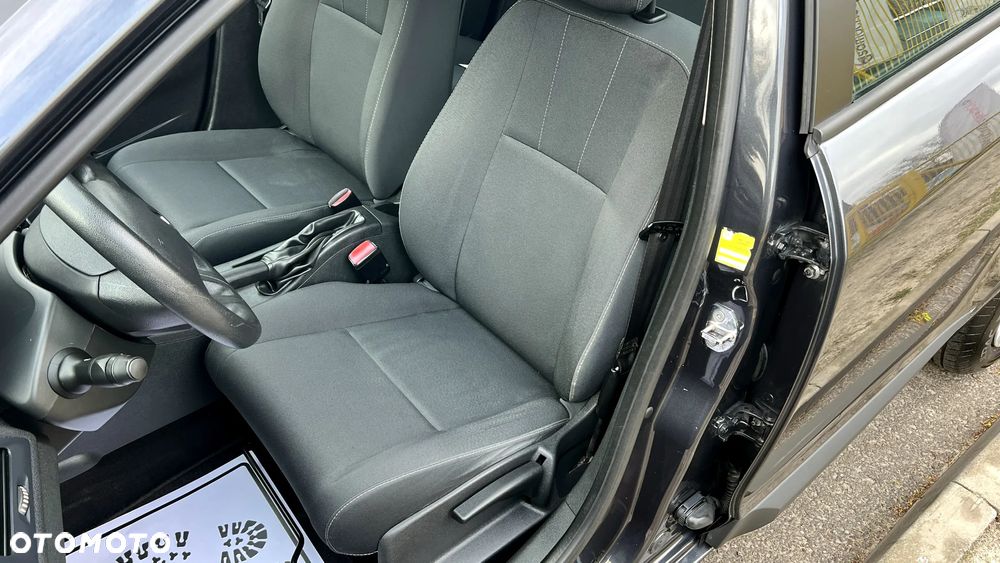 Renault Megane 1.6 16V 100 J'taime - 8