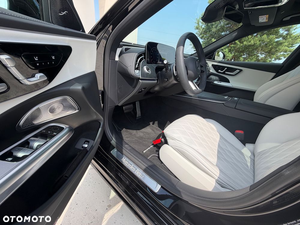 Mercedes-Benz Klasa E 220 d mHEV Exclusive 9G-Tronic - 32