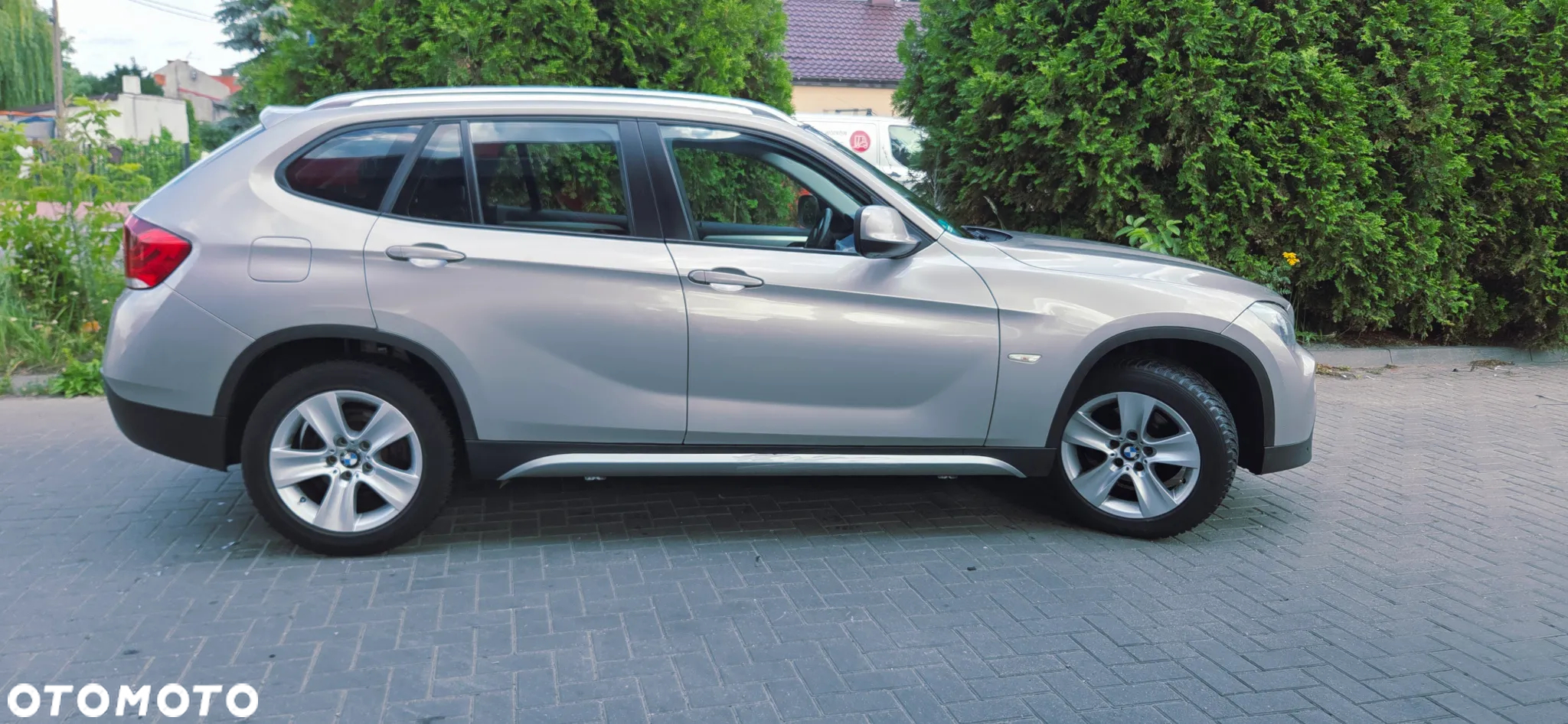 BMW X1 xDrive18d Sport Line - 18