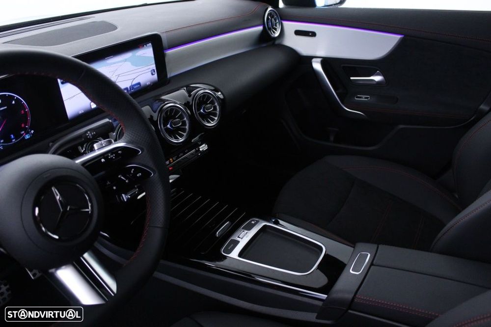 Mercedes-Benz CLA 180 d Shooting Brake AMG Line Aut. - 32