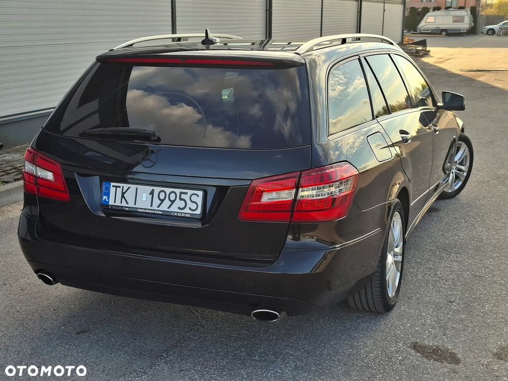 Mercedes-Benz Klasa E 200 CGI BlueEFFICIENCY Automatik Avantgarde - 7