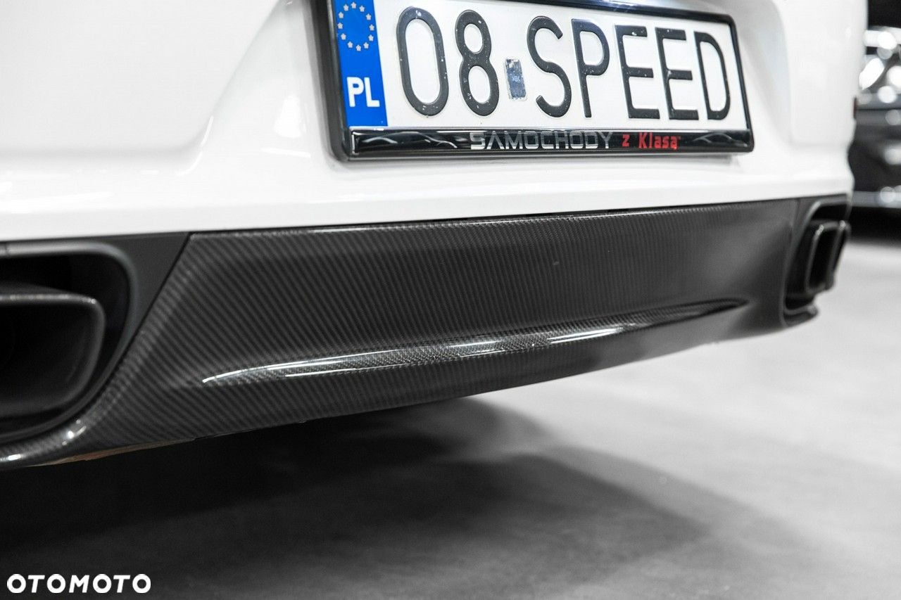 Porsche 911 Turbo S - 23
