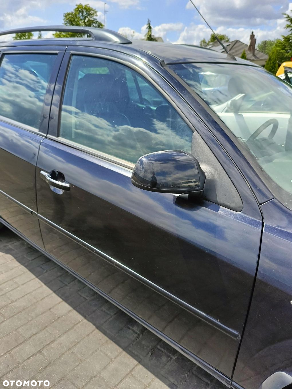Ford Mondeo 3 III 00-07 DRZWI PRAWE PRZEDNIE PRZÓD kod lakieru G0 - 2