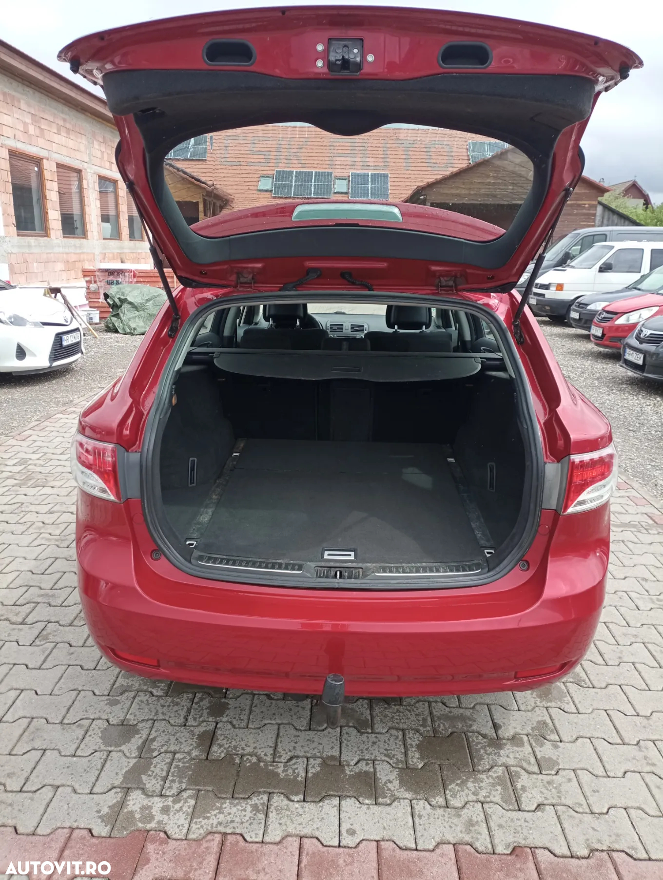 Toyota Avensis - 5