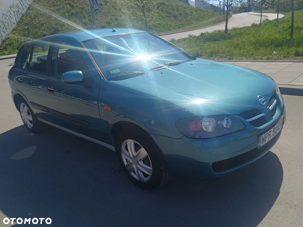 Nissan Almera 1.5 acenta PLUS - 2