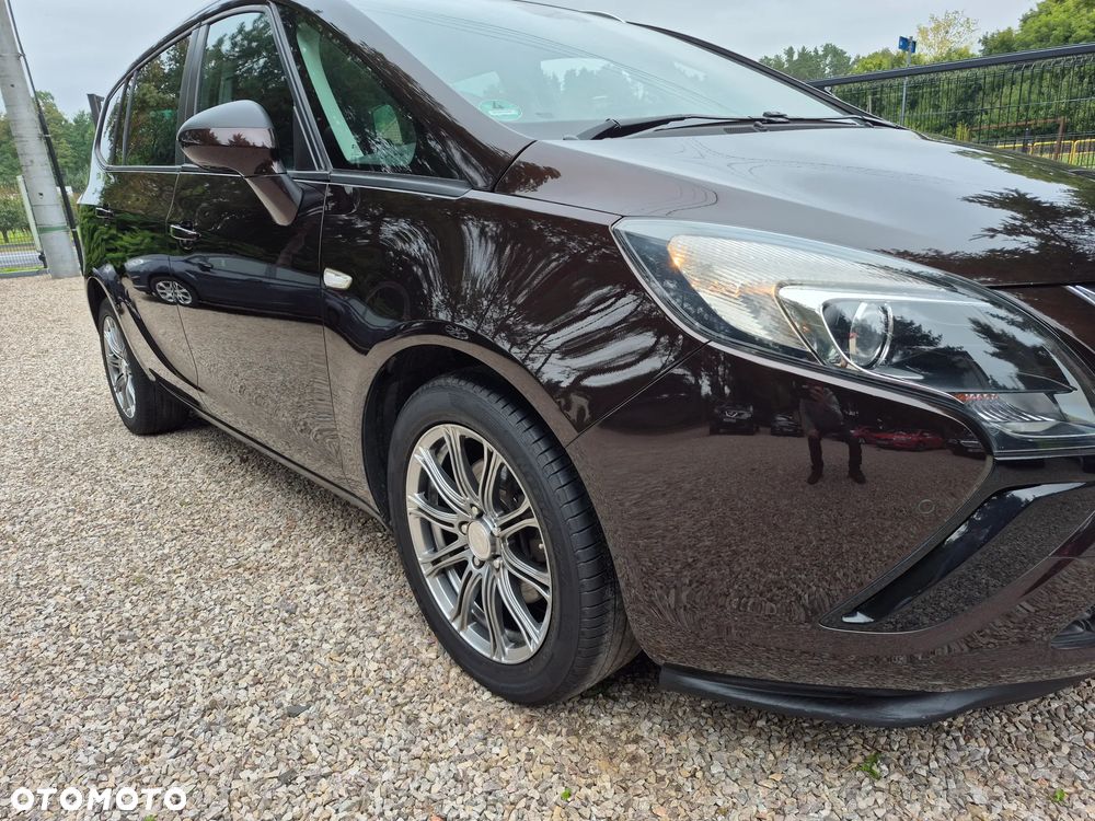 Opel Zafira 1.4 Turbo Edition - 10