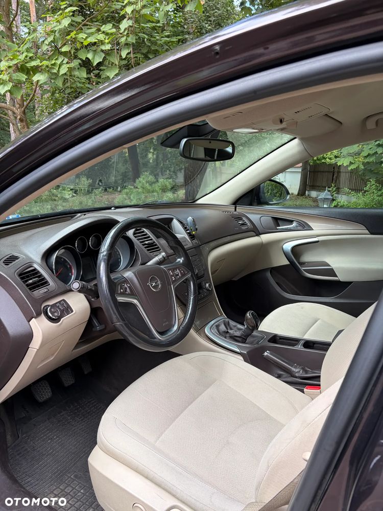 Opel Insignia 2.0 CDTI - 8