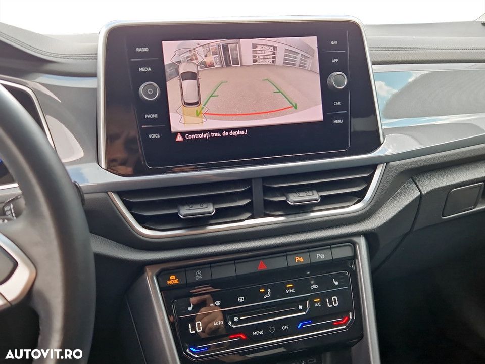 Volkswagen T-Roc 1.5 TSI DSG Style - 23