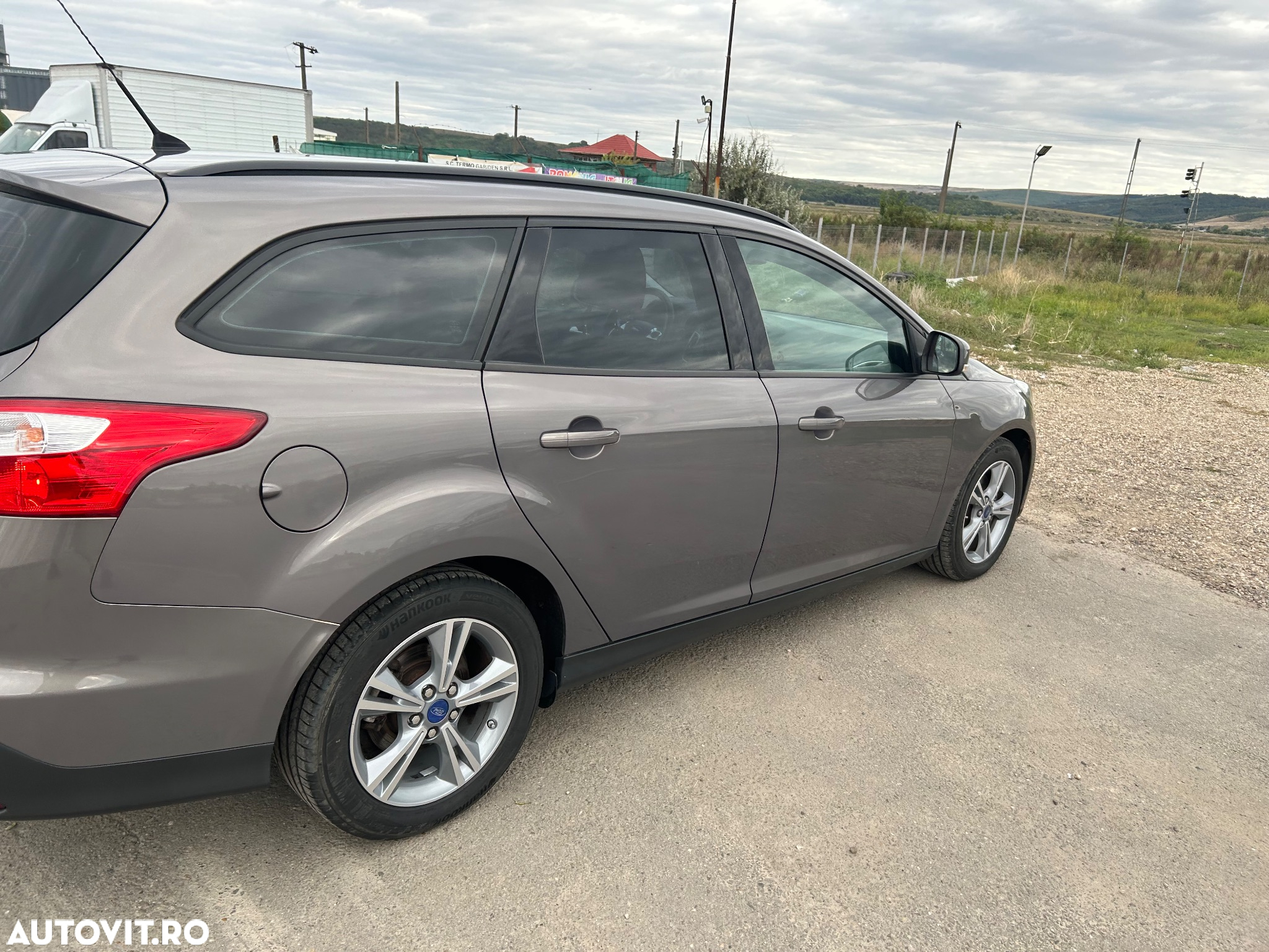 Ford Focus 2.0 TDCi DPF Aut. SYNC Edition - 4