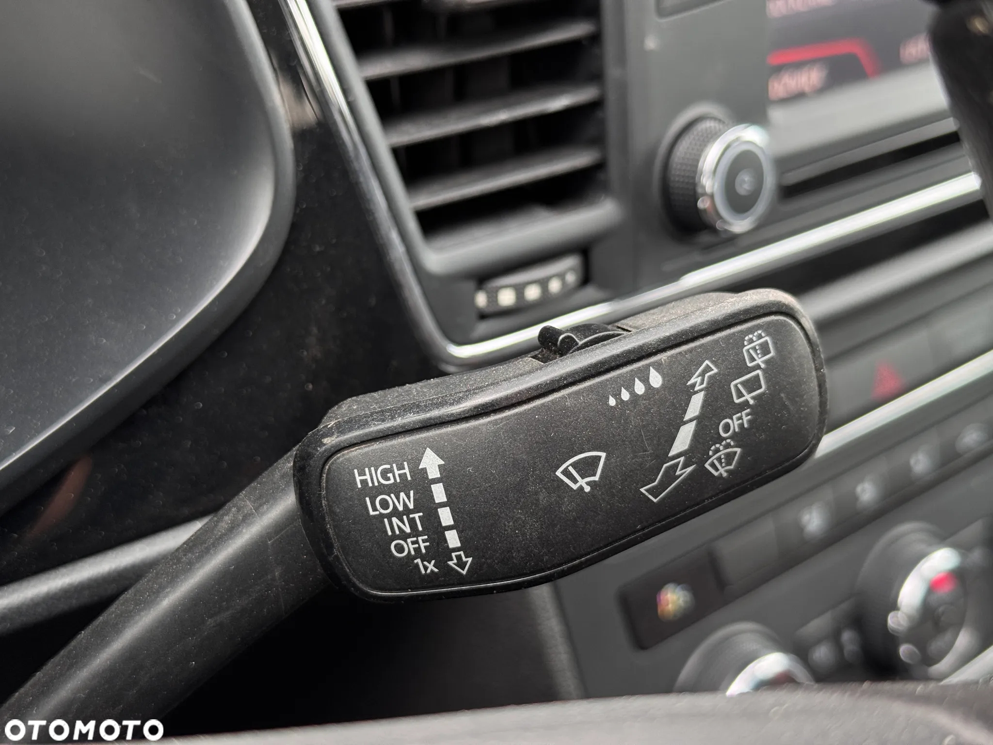 Seat Leon 2.0 TDI Style S&S DSG - 28