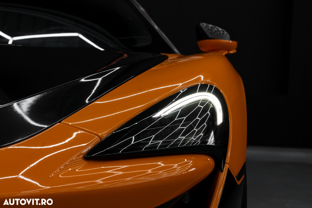 McLaren 570S Coupe - 8