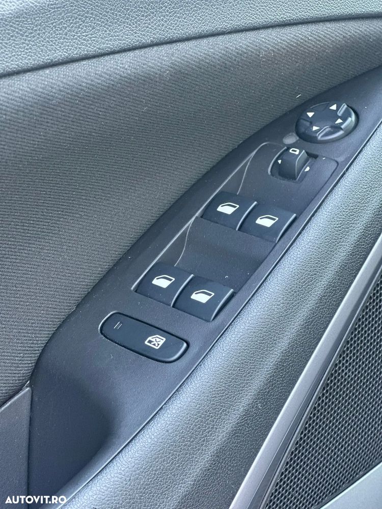 Opel Crossland 1.2 Start/Stop Edition - 8