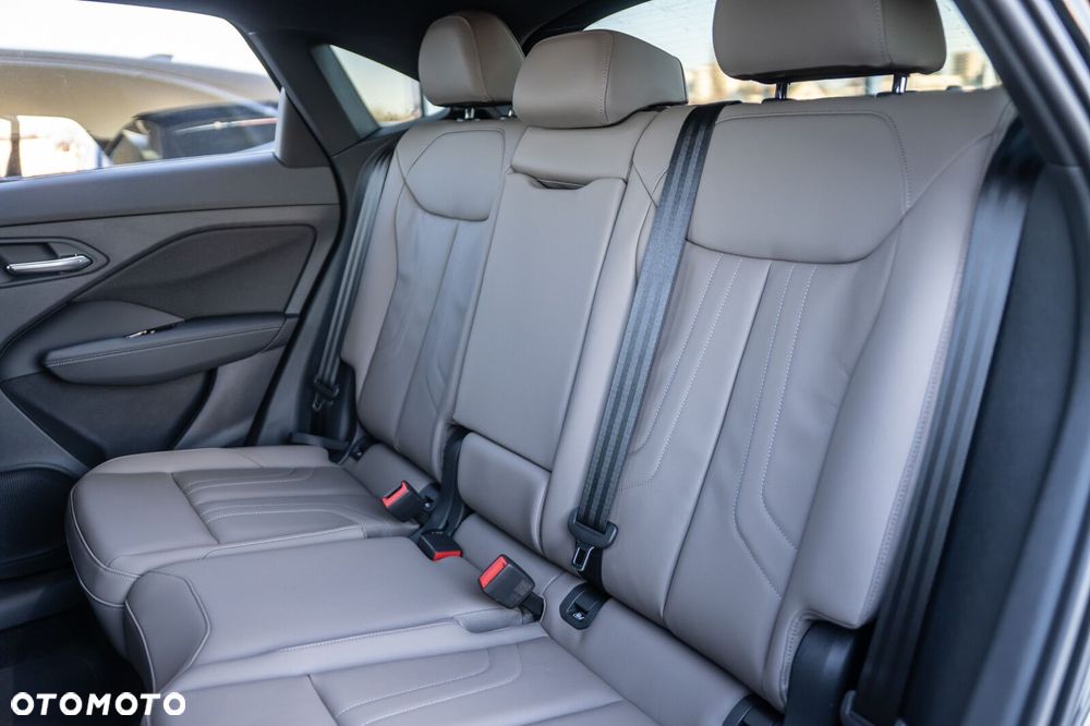 Audi Q3 Sportback - 16