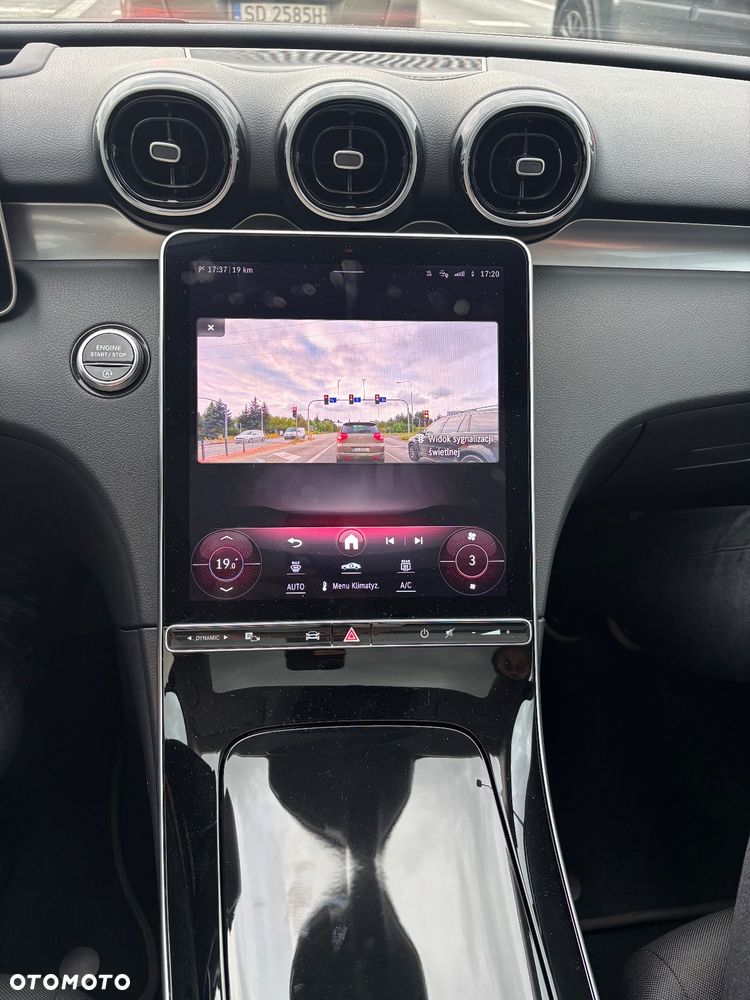 Mercedes-Benz Klasa C 220 d 4Matic T 9G-TRONIC Avantgarde - 19