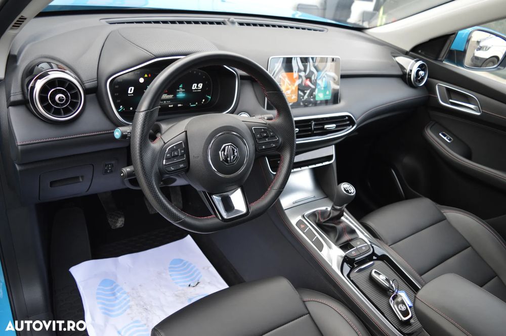 MG HS 1.5 T-GDi 6MT Explore - 8