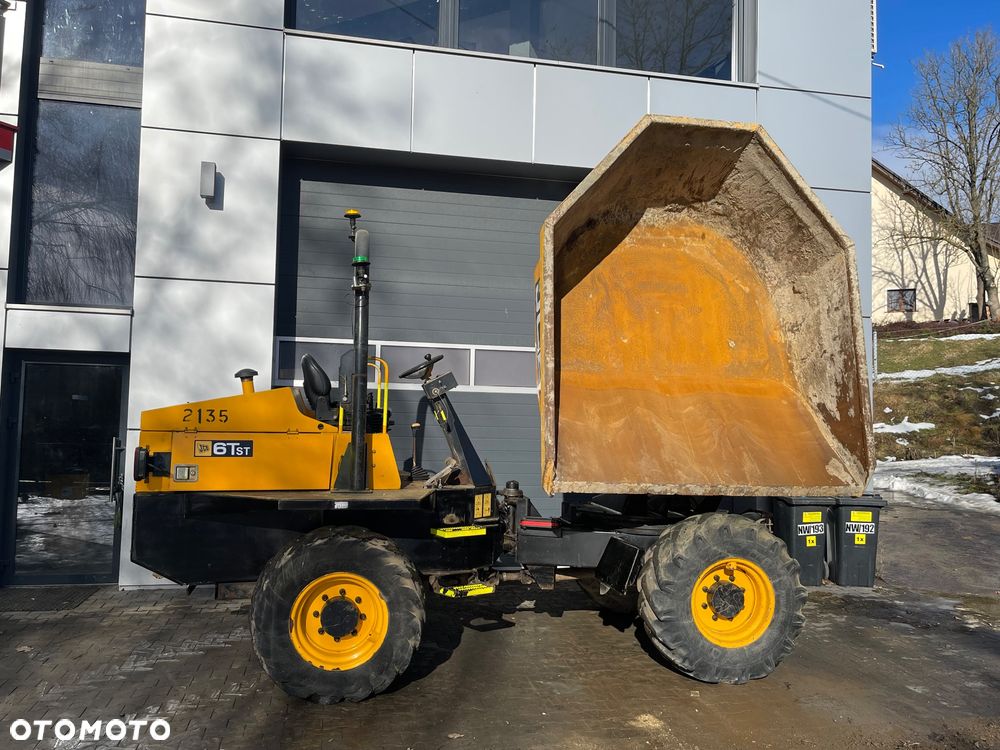 JCB 6TST - 2