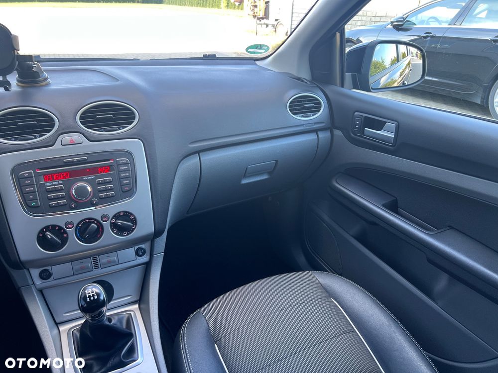 Ford Focus - 25