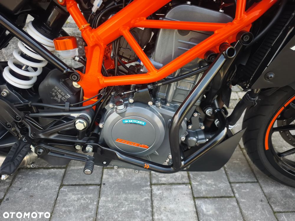 KTM Duke 390 - 22