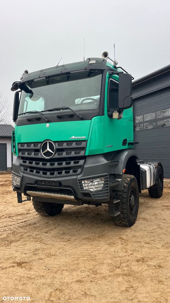 Mercedes-Benz Arocs 2046 Na Mostach 4x4 Agrotruck Lof Ciągnik Rolniczy 89.2000 Full Resor (Wiertnica Do Studni Energetyka HDS Wywrotka Duże Koła Stałe Napędy Podnośnik Koszowy Kamper) Fendt, John Deere - 11