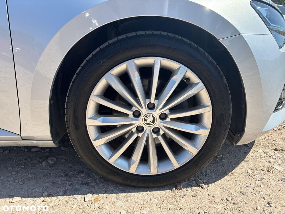 Skoda Superb - 19