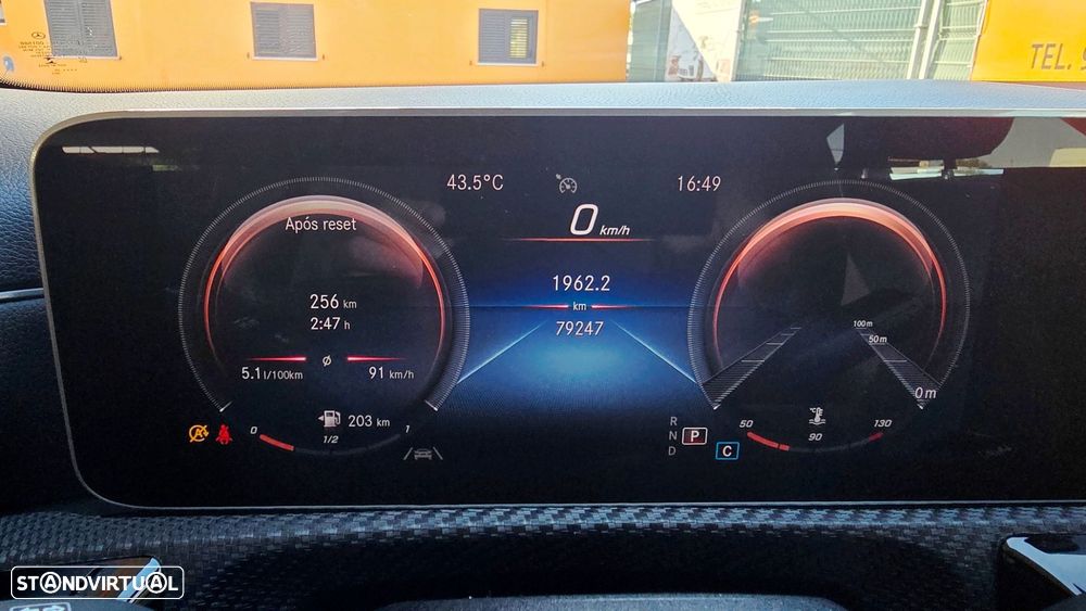 Mercedes-Benz CLA 180 - 4