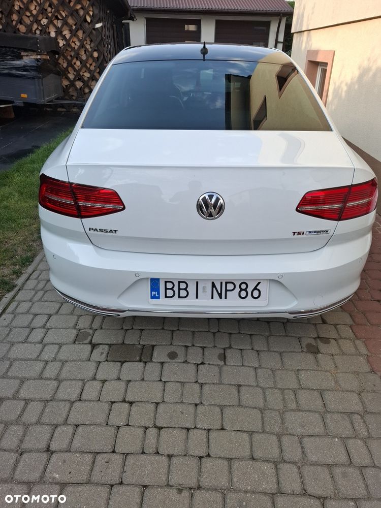 Volkswagen Passat - 5