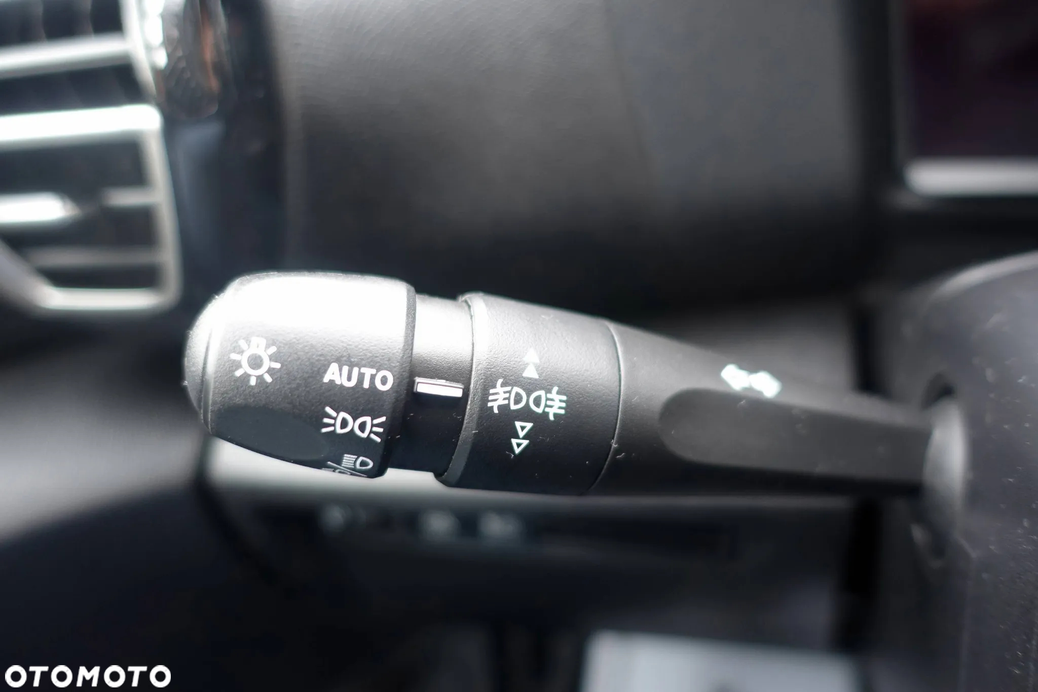Citroën C4 e-C4 136 FEEL - 21