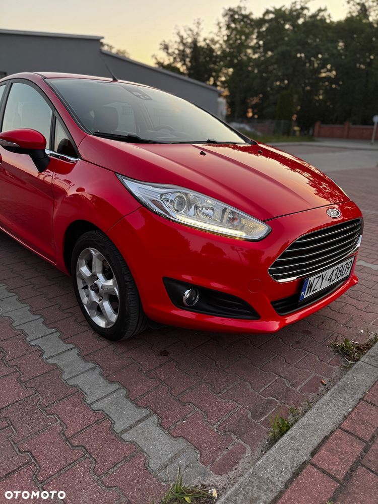 Ford Fiesta 1.0 EcoBoost STart-Stop Titanium - 2